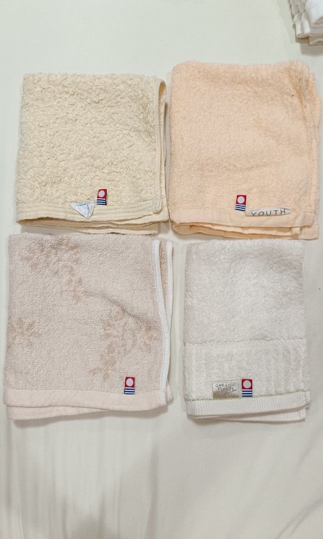 Japan Imabari Face/Back towels 33x35cm (Category: Bedding & Towels) located in Makati City. Submitted by jstreasuredfinds (Listing ID 1469858206, Image 1). Description: Washed and sanitized 100% Japan cotton Imabari brand. Super absorbent. IM-10.