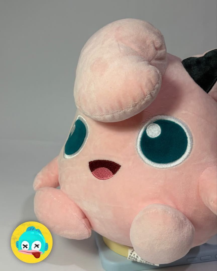 JIGGLYPUFF JUMBO POKEMON PLUSH (Category: Plushies & Soft Toys) located in Dinalupihan. Submitted by tunakechupp (Listing ID 1469880946, Image 1). Description: 🩷 JIGGLYPUFF PLUSH! 🎤🎶✨ 🧸 Pokémon – Jigglypuff Jumbo Plush 📏 9 inches 💰 ₱450.00 ✨ Pay as you order! First to pay = first to claim! 💸 Price is negotiable for 5+ orders >__< 📍 Location: Pampanga 📦 Shipping: J&T Express ✉️ DM us to order! #Jigglypuff #PokemonPlush #PokemonForSale #Po