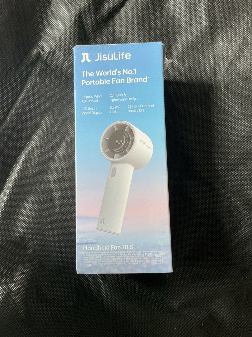 AUTHENTIC JisuLife Model: Handheld Fan 10S (Life 10S) Grey (Category: Other Gadgets) located in Makati City. Submitted by boldturtle-8720 (Listing ID 1469794190, Image 1). Description: JisuLife Handheld Fan 10S (Life 10S) Speed Settings: 5-speed wind adjustment, up to 3700 RPM turbo motor. Opened just to test and demo..