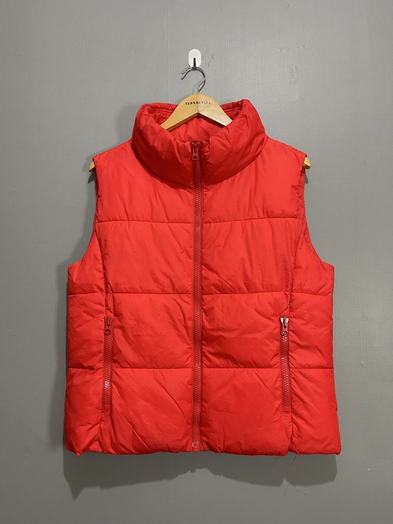 Joe Fresh Quilted Puffer Vest (Category: Coats, Jackets and Outerwear) located in Davao. Submitted by yannrussel00 (Listing ID 1469872610, Image 1). Description: 📍𝗟𝗼𝗰𝗮𝘁𝗶𝗼𝗻: 𝗗𝗮𝘃𝗮𝗼 𝗖𝗶𝘁𝘆 📌 𝗜𝘁𝗲𝗺 𝗦𝘁𝗶𝗹𝗹 𝗔𝘃𝗮𝗶𝗹𝗮𝗯𝗹𝗲 𝗥𝗘𝗔𝗗 𝗗𝗘𝗧𝗔𝗜𝗟𝗦 𝗕𝗘𝗟𝗢𝗪 ⬇️ ‼️ Size Medium Dimes W22 x L24.5 Condition 10/10 Like new No issue ₱1,100 + SF.