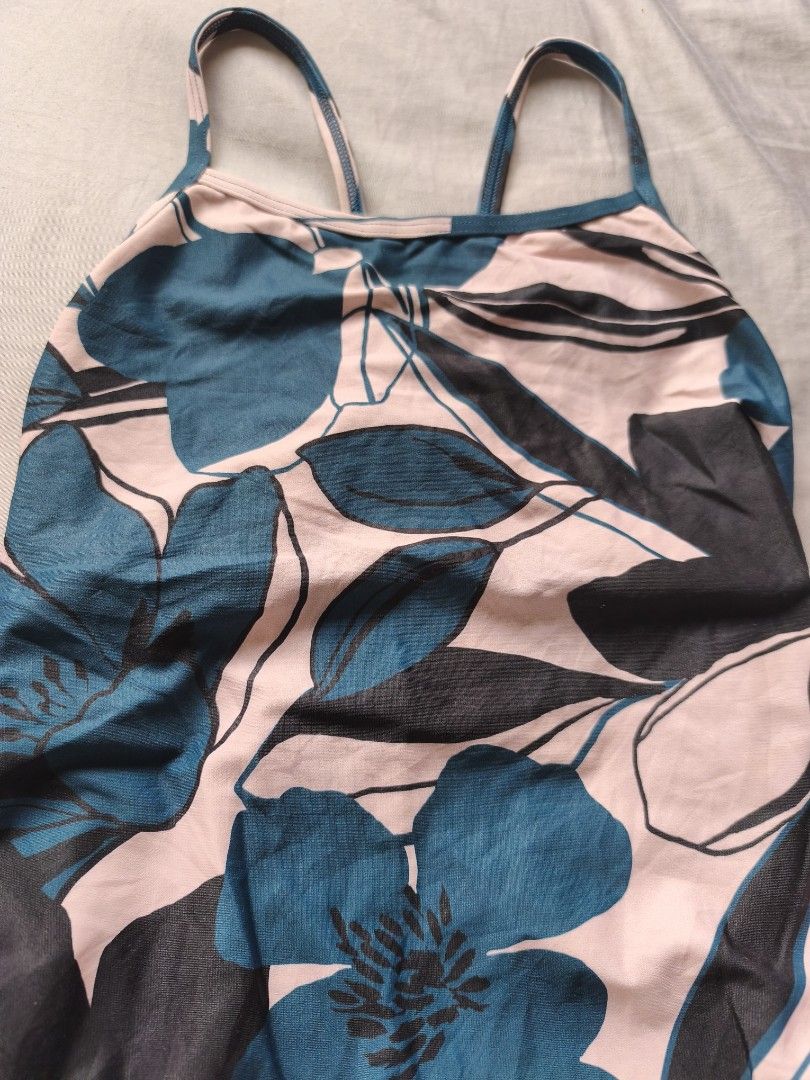 Jolyn training swimsuit Chevy size 30 (Category: Bikinis & Swimsuits) located in Cabanatuan. Submitted by kaimanashop (Listing ID 1469828444, Image 3). Description: rfs: too big for me fits small as is where is.