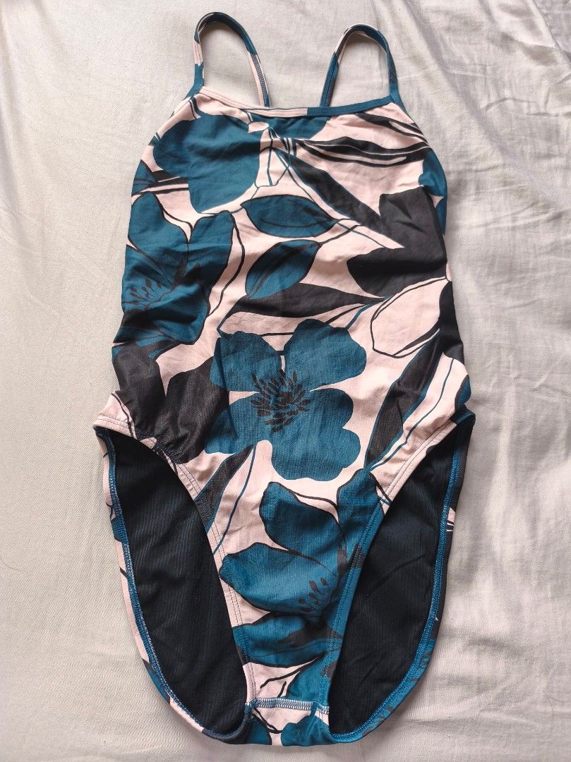 Jolyn training swimsuit Chevy size 30 (Category: Bikinis & Swimsuits) located in Cabanatuan. Submitted by kaimanashop (Listing ID 1469828444, Image 1). Description: rfs: too big for me fits small as is where is.