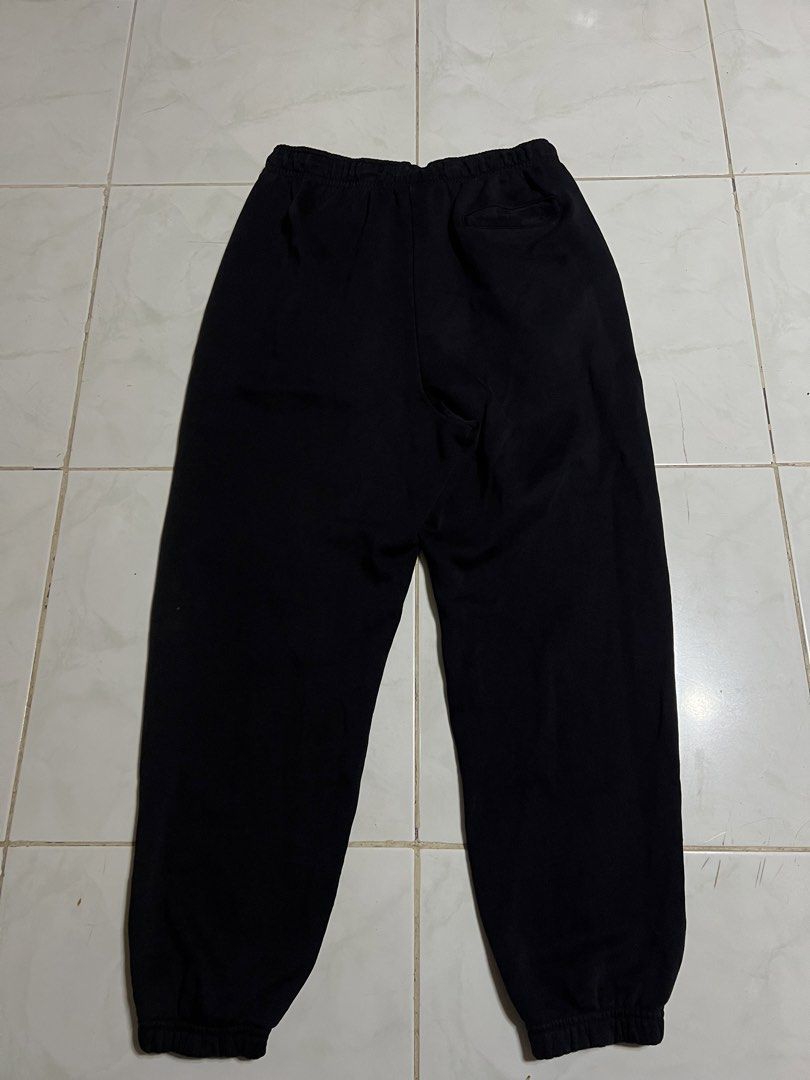 JORDAN DNA SWEATPANTS JOGGER (Category: Joggers) located in Manila. Submitted by dailystrategythrift (Listing ID 1469762994, Image 2). Description: WTS ‼️ JORDAN DNA HBR FLEECE SWEATPANTS SIZE LARGE ON TAG WAIST - 32/40 LENGTH - 40 EXCELLENT ASNEW💯❤️ PRICE - 📩 LOCATION LASPIÑAS CITY 📍📍 DM FOR PURCHASE 📩📩.