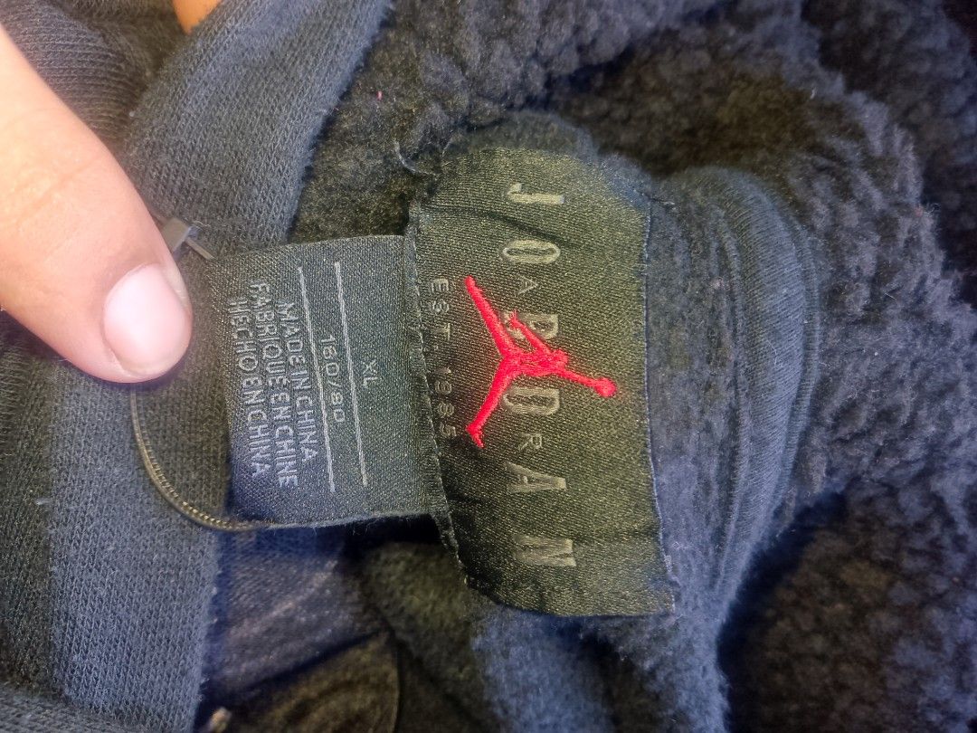 JORDAN HOODIE JACKET BIG EMBROID DESIGN (Category: Coats, Jackets and Outerwear) located in Cainta. Submitted by jheyypagudar (Listing ID 1469890419, Image 2). Description: 399FREESHIPP❗❗ JNT,LALAMOVE,MEET UP.