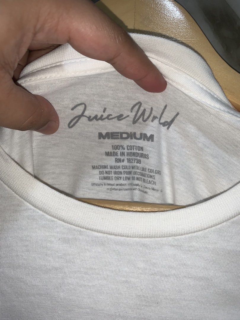 Juice World Anime Portrait Sweater (Category: Coats, Jackets and Outerwear) located in Cebu City. Submitted by lk.thrifts (Listing ID 1469931865, Image 3). Description: Juice World Anime Portrait With Japanese Lettering Medium on tag 300 + sf Cebu loc.