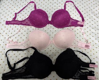 (Category: ) located in . Submitted by ruwubi (Listing ID 1469806321, Image 1). Description: .