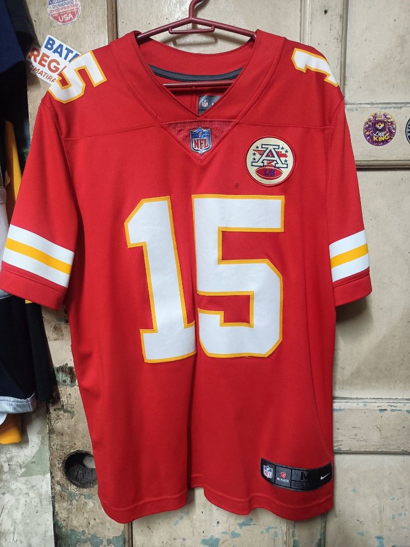 Kansas City Chiefs Patrick Mahomes Jersey Size M (Category: Activewear) located in Pasig City. Submitted by duomaxwell0717 (Listing ID 1469903473, Image 1). Description: - Official Kansas City Chiefs red jersey - Player: Patrick Mahomes (#15 on front and back) - Size: Men's Medium - Features: Official NFL shield patch at the collar & Lamar Hunt memorial patch on the chest - Nike sizing tag at bottom hem - Condition: Good, with a small stain near 