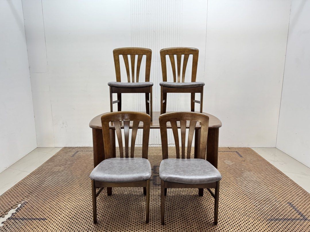 Karimoku dining set (Category: Tables & Sets) located in Quezon City. Submitted by matetdevis13 (Listing ID 1469911669, Image 1). Description: KARIMOKU Solid Wood Dining Set Price: 14,900 Table: L59 x W35.5 x H27 Chairs: L19 x W19.5 x H33/16.5 In good condition Code JMD50-M60.