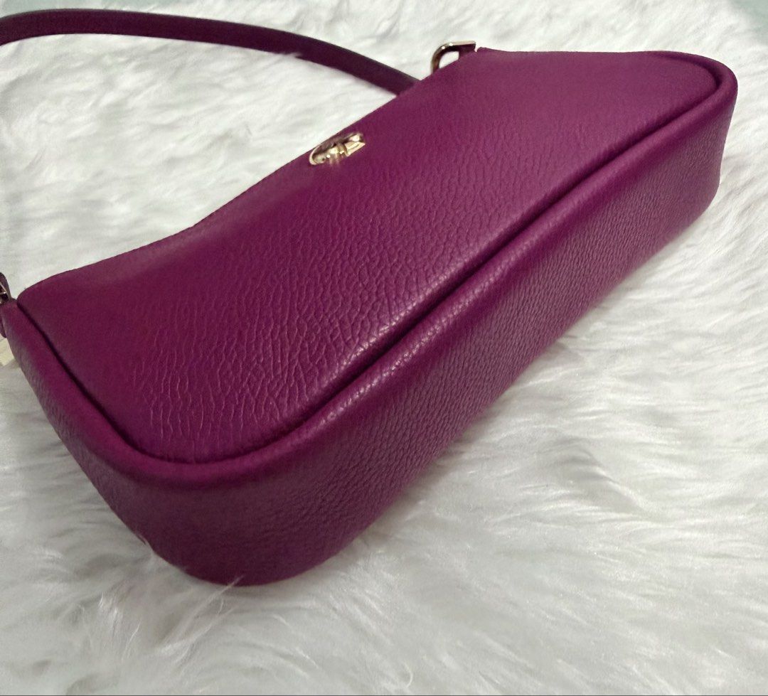 Kate Spade Kayla Convertible Bag (Category: Shoulder Bags) located in Manila. Submitted by shobeybe08 (Listing ID 1469913453, Image 3). Description: KATE SPADE KAYLA CONVERTIBLE BAG Brandnew 💯AUTHENTIC Bought in US 🇺🇸 Money back guarantee Onhand and ready to ship Open for layaway Lalamove ready/LBC/J&T Loc: MANILA DM for inquiries 🫶.