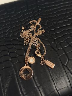 (Category: ) located in . Submitted by yannas_closet (Listing ID 1469836853, Image 1). Description: .