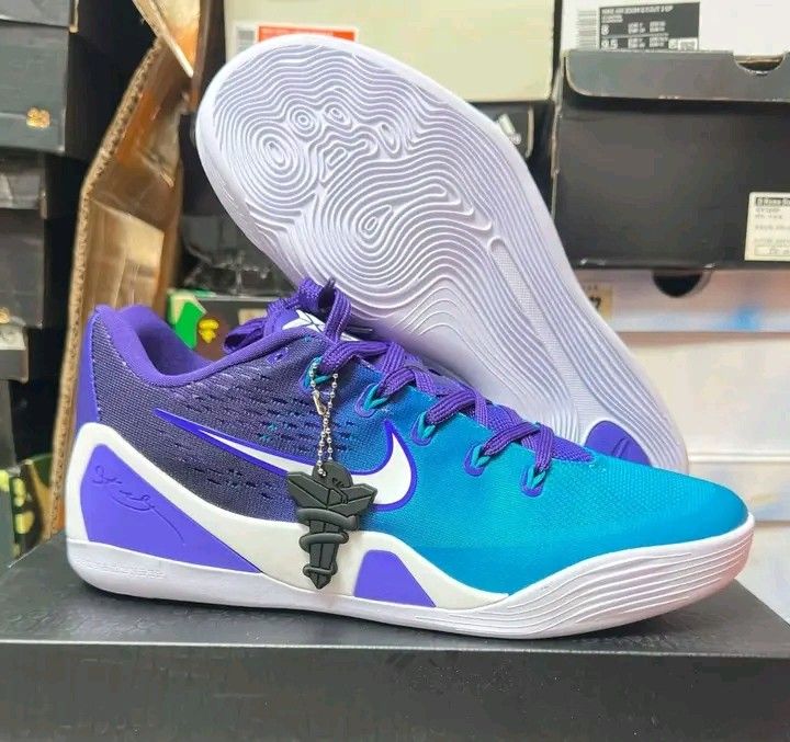 KB 9 Basketball Shoes (Category: Sneakers) located in Iloilo. Submitted by jaypeevilla (Listing ID 1469809484, Image 1). Description: TOP GRADE QUALITY 📌 𝐃𝐄𝐓𝐀𝐈𝐋𝐒: • ON HAND: Iloilo Supplier • PRE-ORDER to avoid cancellations • Down payment required to secure your pair • ETA: 1-2 DAY/S • For rush arrival, within the day (8PM-9PM) 🚚 𝐃𝐄𝐋𝐈𝐕𝐄𝐑𝐘: Pick-up | Meet-up | Via Rider (+df) | Via J&T/Flash Express (+sf) 💸𝐌𝐎𝐃𝐄 𝐎𝐅 𝐏𝐀𝐘𝐌