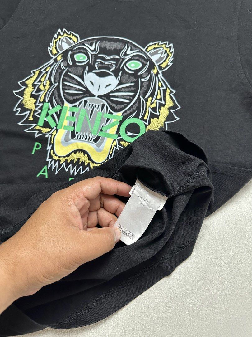 KENZO (Category: Tshirts & Polo Shirts ) located in General Santos City (Dadiangas). Submitted by uragon.apparel (Listing ID 1469900981, Image 3). Description: EXCELLENT CONDITION SIZE SMALL 18.5/27.