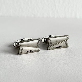 (Category: ) located in . Submitted by yuto.curio.jewellery (Listing ID 1469819194, Image 1). Description: .