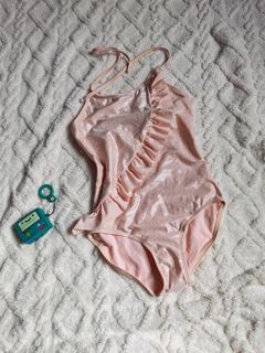 (Category: ) located in . Submitted by lalaine.01 (Listing ID 1469906104, Image 1). Description: .