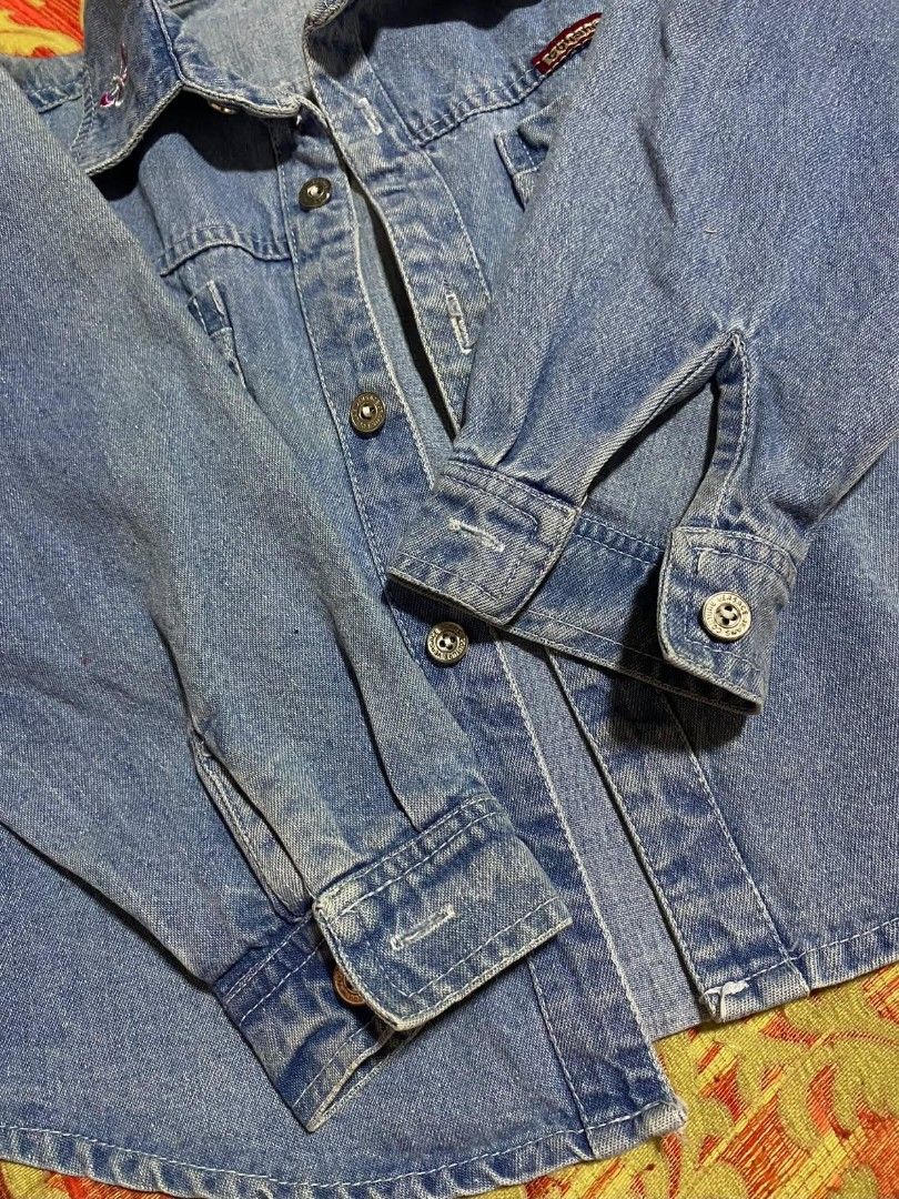 Kids (Girl) Denim Jacket (Category: Babies & Kids Fashion) located in Imus. Submitted by snsnsn_ (Listing ID 1469803470, Image 3). Description: Denim Jacket for kids. Good as new. Used once. In very good condition. No issue. All bottons present..