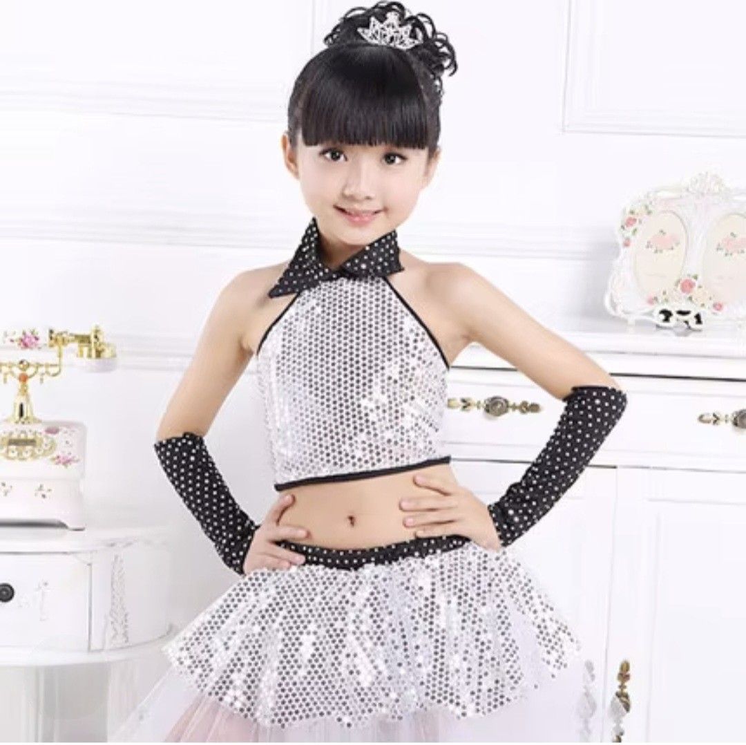 Kids Sequined Outfit Set (Category: Babies & Kids Fashion) located in Manila. Submitted by juliemarce22943 (Listing ID 1469895315, Image 1). Description: .