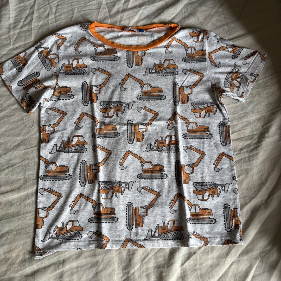 Kids Teens Sleepwear Pajama Bundle Set (Category: Babies & Kids Fashion) located in Binan City. Submitted by mypreloved_haul (Listing ID 1469767320, Image 2). Description: fits 12-16 years old! last price posted!.