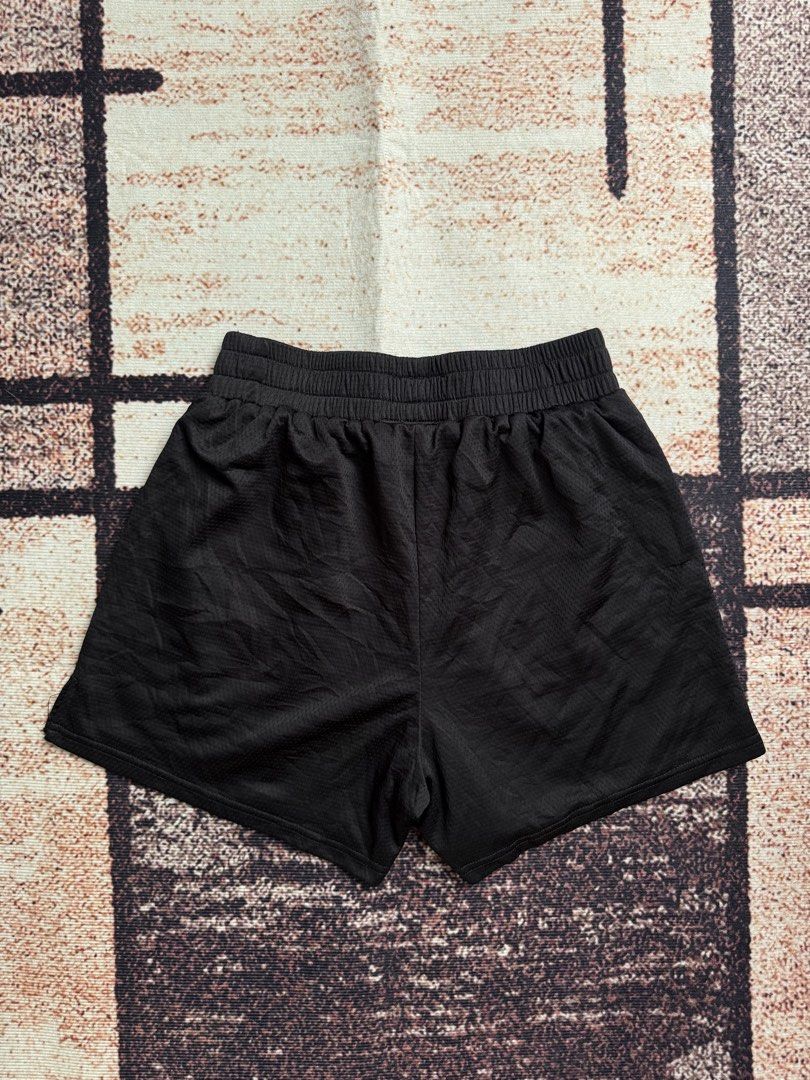 Kill crew muay thai flame short (Category: Shorts) located in Abulug. Submitted by jv1122 (Listing ID 1469849249, Image 2). Description: Kill crew muay thai flame short Missing lace 24-32 waist 14 length 11 leg opening.