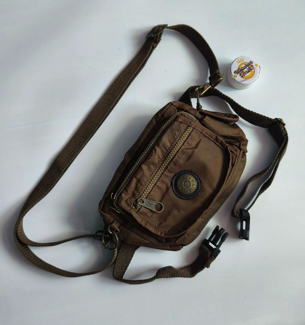 Kipling Style Nylon Crossbody/Sling Bag (Category: Cross-body Bags) located in Manapla. Submitted by gentleturtle_3dc683 (Listing ID 1469921247, Image 1). Description: Kipling Style Nylon Crossbody/Sling Bag 💵 ₱ 429 📏 Size: 8 ½ x 6 🎨 Color Rate: 9.5 /10 or better ✨ Condition: Great Pre-loved thrifted item. 💬 Message us for inquiries!.
