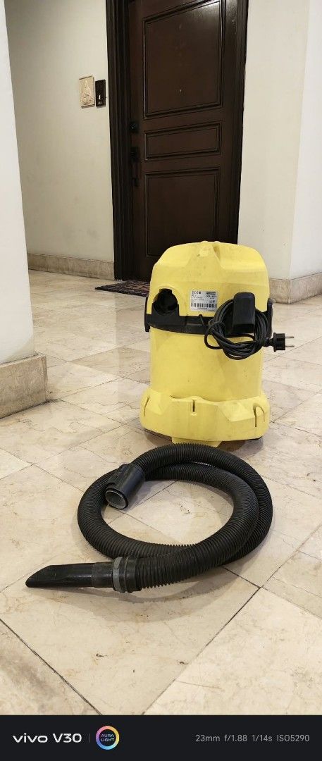 Kärcher WD 3 Multi-Purpose Vacuum Cleaner (Category: Vacuum Cleaner & Housekeeping) located in Taguig. Submitted by thrifthub.ph (Listing ID 1469785070, Image 2). Description: • Power Consumption: 1000 W • Container Capacity: 17-litre impact-resistant plastic container • Filter Type: Cartridge filter for wet and dry vacuuming without changing the filter • Additional Functions: Integrated blower function for leaves or hard-to-reach areas, practica