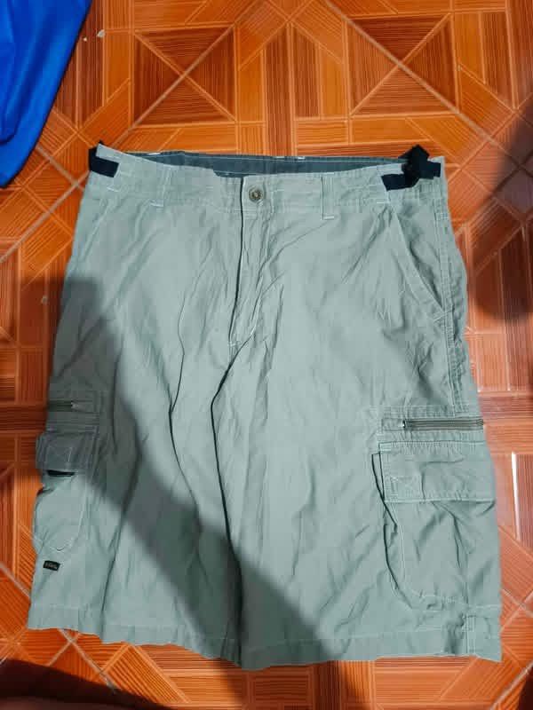 KUHL 6 Pocket short (Category: Shorts) located in Alaminos. Submitted by thriftings625 (Listing ID 1469938950, Image 1). Description: 34 - 36 | 22 No issue Color rate: 9/10 Excellent condition No pinholes, no stains, no rips 📍Alaminos, Pangasinan.