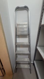 Aluminum Step Ladder 4-Step, Furniture & Home Living, Home Improvement ...