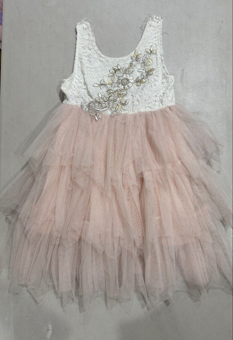 Lace dress (Category: Babies & Kids Fashion) located in Mandaluyong City. Submitted by lovely_things_ph (Listing ID 1469870505, Image 2). Description: .
