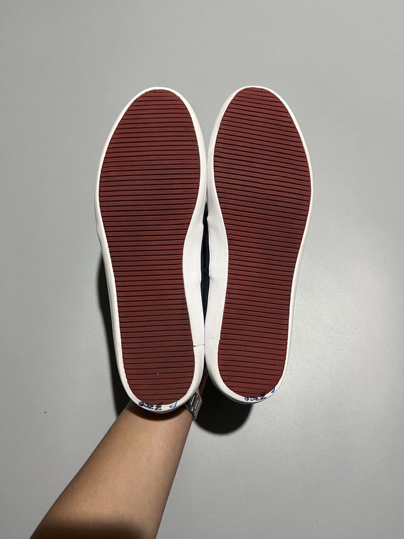 LACOSTE NAVY BLUE SLIP ON FOR MENS (Category: Sneakers) located in Cagayan de Oro. Submitted by shoescdo (Listing ID 1469896116, Image 3). Description: For sale LACOSTE NAVY BLUE SLIP ON FOR MENS Authentic✅/canvas Size:42Euro|9us Condition:9.5/10 Good as new Condition Thrift shoes (Ukay shoes, Manage your expectations) Sign of usage only First to Mine basis only Direct pm for complete details NoReturn/NoExchange Inclusion: w/ freebies (“SALIKHA” 