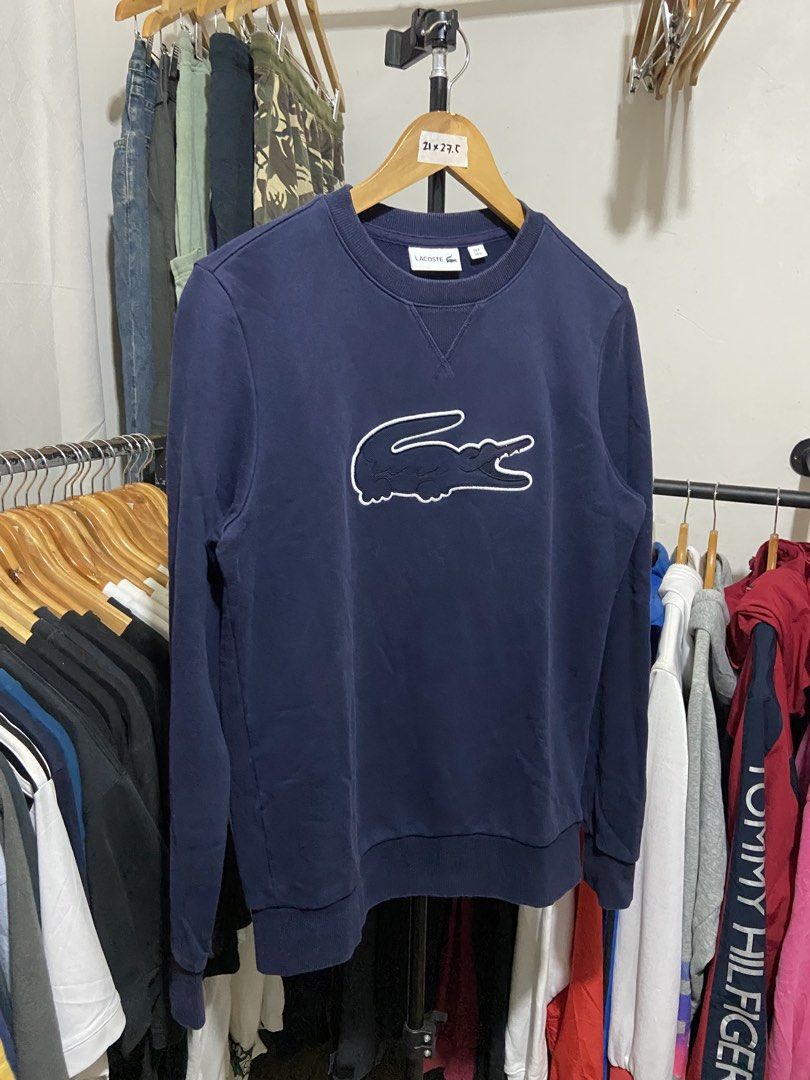 Lacoste sweater (Category: Coats, Jackets and Outerwear) located in Cavite. Submitted by jayson_04 (Listing ID 1469872788, Image 2). Description: color rate: 9.3 or better condition: 9.5 issue: none dimes: 21x27.5.