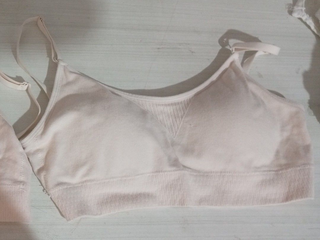Ladies grace intimates bras 2pcs (Category: Undergarments & Loungewear) located in Caloocan City. Submitted by multifacetedg (Listing ID 1469791354, Image 1). Description: Rfs: Selling sister's unused bras - Size: S - M Price Negotiable SF shouldered by buyer MOP Gcash.
