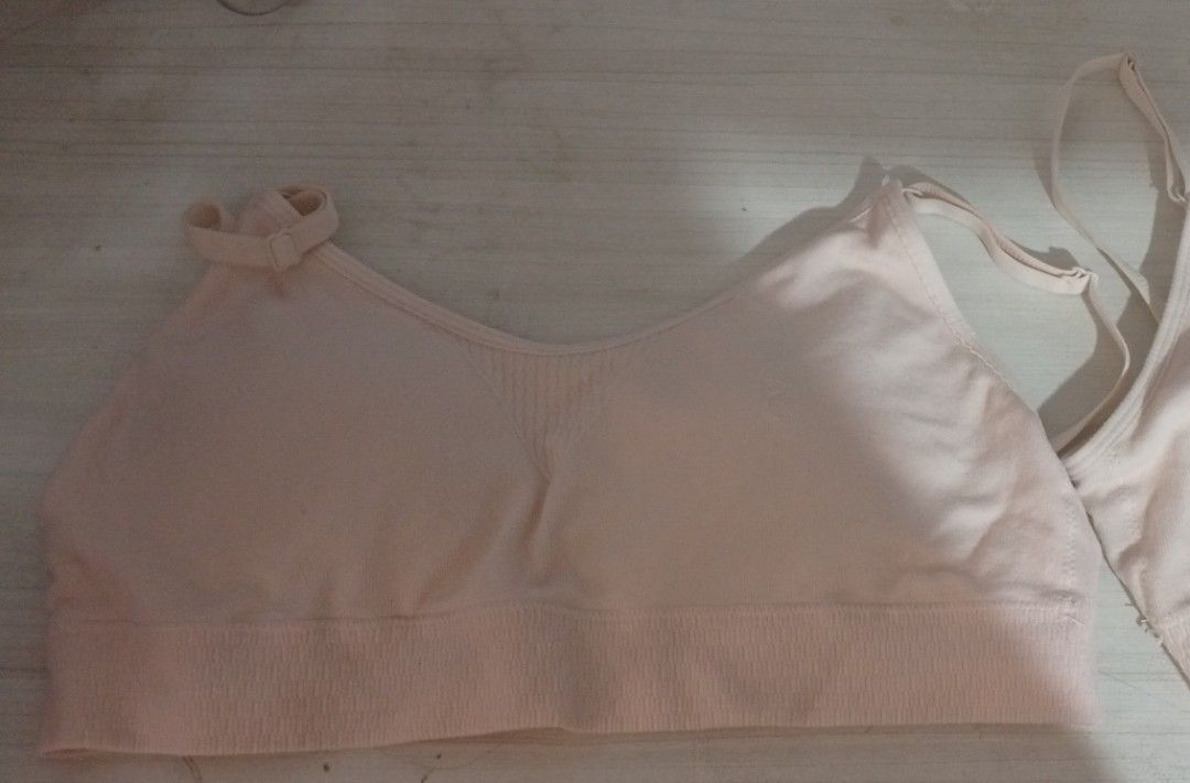 Ladies grace intimates bras 2pcs (Category: Undergarments & Loungewear) located in Caloocan City. Submitted by multifacetedg (Listing ID 1469791354, Image 2). Description: Rfs: Selling sister's unused bras - Size: S - M Price Negotiable SF shouldered by buyer MOP Gcash.