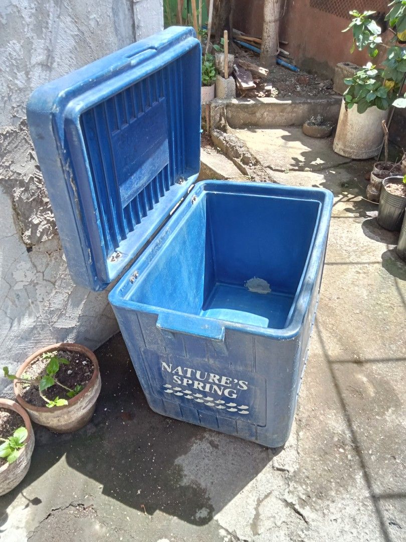 Large Heavy Duty Cooler Box (Category: Food Organization & Storage) located in Cebu City. Submitted by cleverwind.221754 (Listing ID 1469904803, Image 3). Description: Selling large heavy duty cooler, Nature's Spring. In good condition. For pick-up only. Location: Near San Carlos South Campus, CTS/CCMC. Check out also our other items: https://garage-sale.pages.dev.