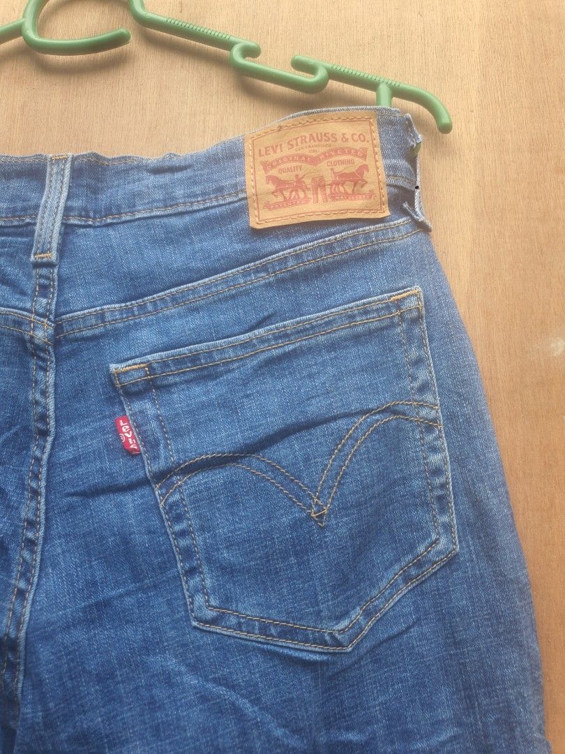 Levi's (Category: Jeans) located in Butuan. Submitted by alovier1992 (Listing ID 1469766525, Image 3). Description: .