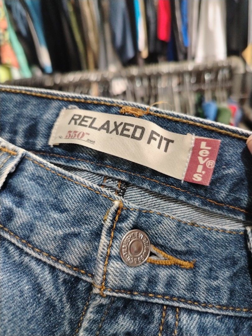 Levis 505 Pants (Category: Jeans) located in Butuan. Submitted by lovzthriftshop. (Listing ID 1469823357, Image 3). Description: ❌❌ SOLD❌❌ ‼️ ​Levi's 505 Regular Fit Straight Leg Jeans ​Size: W34 L30 (Waist: 34" | Inseam: 30") ​Condition: Excellent.
