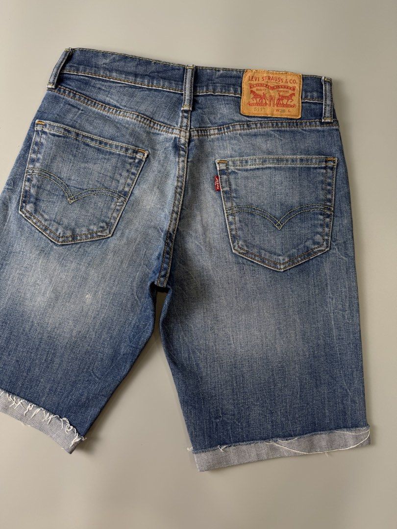 Levi's 511 Cut-Off Denim Shorts W28 (Category: Shorts) located in Marikina City. Submitted by grindmanila (Listing ID 1469913482, Image 2). Description: SMALL FITS✅ SIZE 28 ON TAG DIMENSION: 28 - 30 W / 18 L.