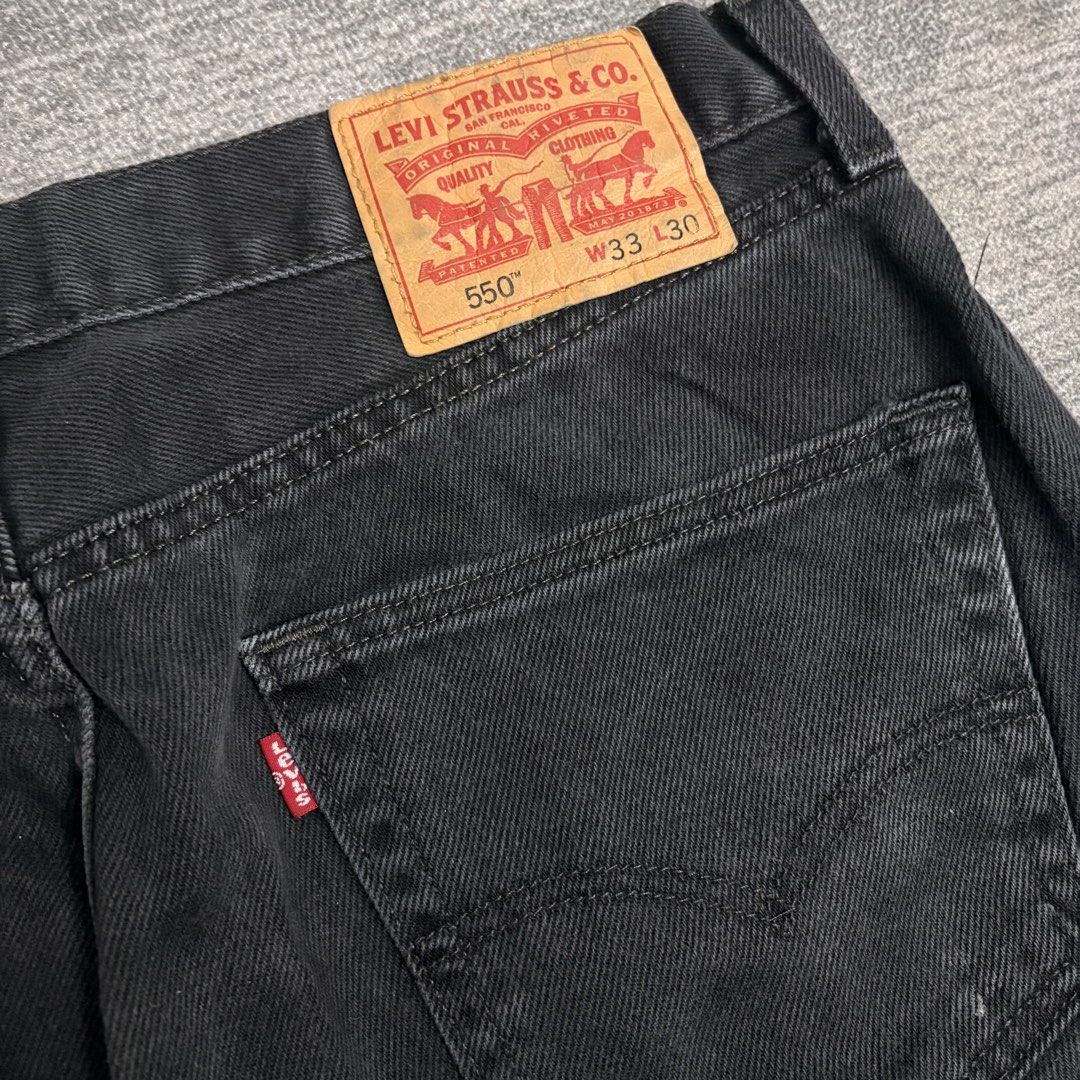 Levi's 550 Black Faded (Category: Jeans) located in Batangas. Submitted by bermudaph.2 (Listing ID 1469795312, Image 3). Description: Check photos for details .