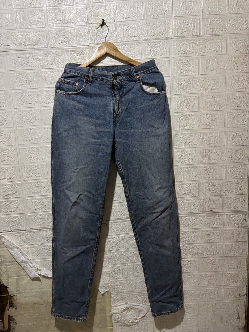 LEVIS 560 PANTS (Category: Jeans) located in Quezon City. Submitted by chraliskyutie (Listing ID 1469869698, Image 3). Description: Waist 30 Length 44 Hem 8 Asnew condition no issue made in korea.
