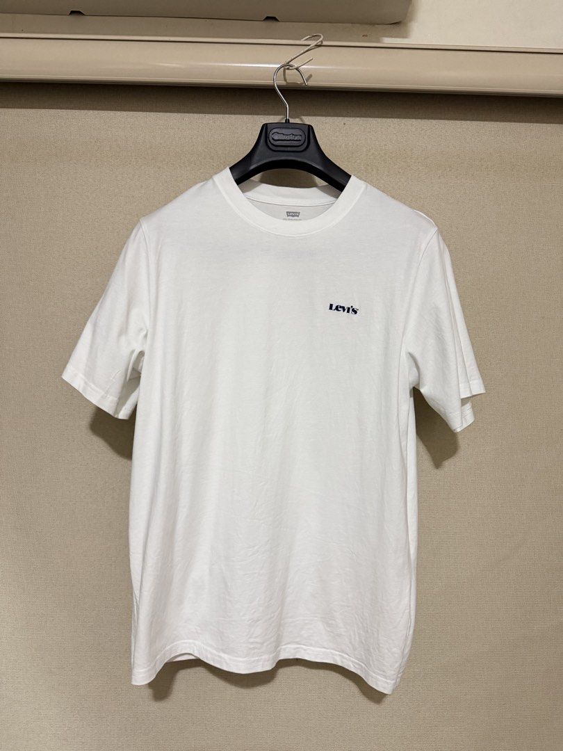 Levi's Explorer Division T-shirt Light Yellow (Category: Tshirts & Polo Shirts ) located in Cavite. Submitted by mgd.blessed (Listing ID 1469902281, Image 2). Description: - Brand: Levi's Explorer Division - Color: Soft light yellow - Design: Small logo text on left chest, crew neck, short sleeves - Fit: True to standard sizing - Condition: Excellent casual staple for daily rotation.
