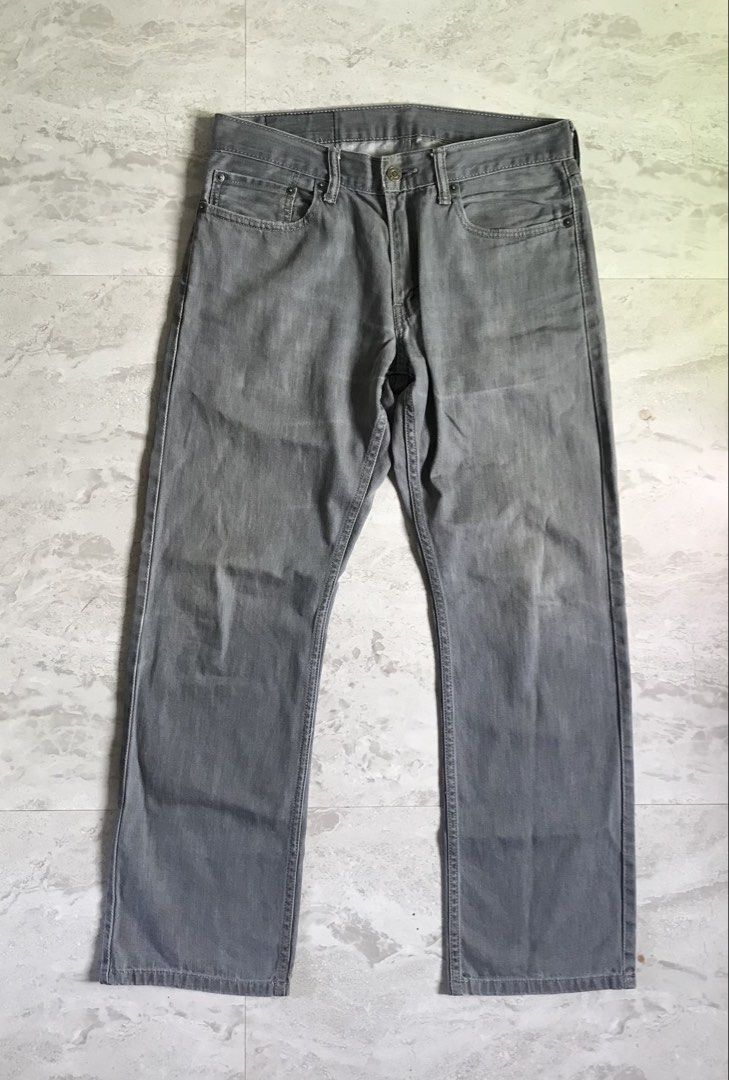 Levi's Grey Jeans W32 L32 (Category: Jeans) located in Banga. Submitted by brighthorse.b8f582 (Listing ID 1469764661, Image 1). Description: - Brand: Levi's - Color: Grey - Size: W32 L32 - Fit: Standard straight leg - Material: 100% Cotton - Closure: Button fly with branded zipper - Details: Classic 5-pocket design, leather back patch, and signature red tab - Condition: Clean wash with inner tags intact - DM for exact measurements and inquiries!.