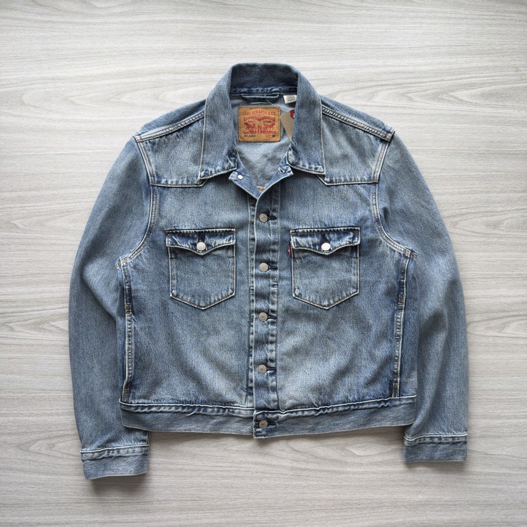 Levi’s Western Trucker Denim Jacket (Category: Coats, Jackets and Outerwear) located in Zamboanga. Submitted by timelytreasuresthrift (Listing ID 1469806800, Image 3). Description: Levi’s Western Trucker Denim Jacket 2 pcs Medium Brandnew w/ tag Actual measurements (Inches): 25 Length 23 Armpit to armpit 21 Shoulder 25 Sleeve Php 2,700 each + sf.
