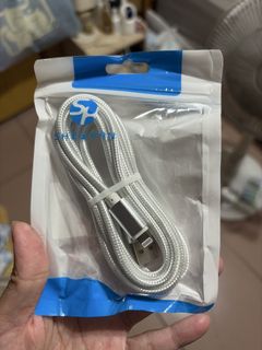 由 share.clothes (刊登 ID 1469896333，圖片 1) 提交，位於 的 (類別：)，說明：。