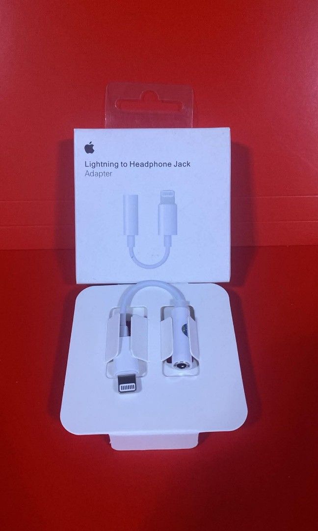 Lightning to headphone jack adapter (Category: Headphones & Headsets) located in Manila. Submitted by milasgadgetph (Listing ID 1469826326, Image 1). Description: .