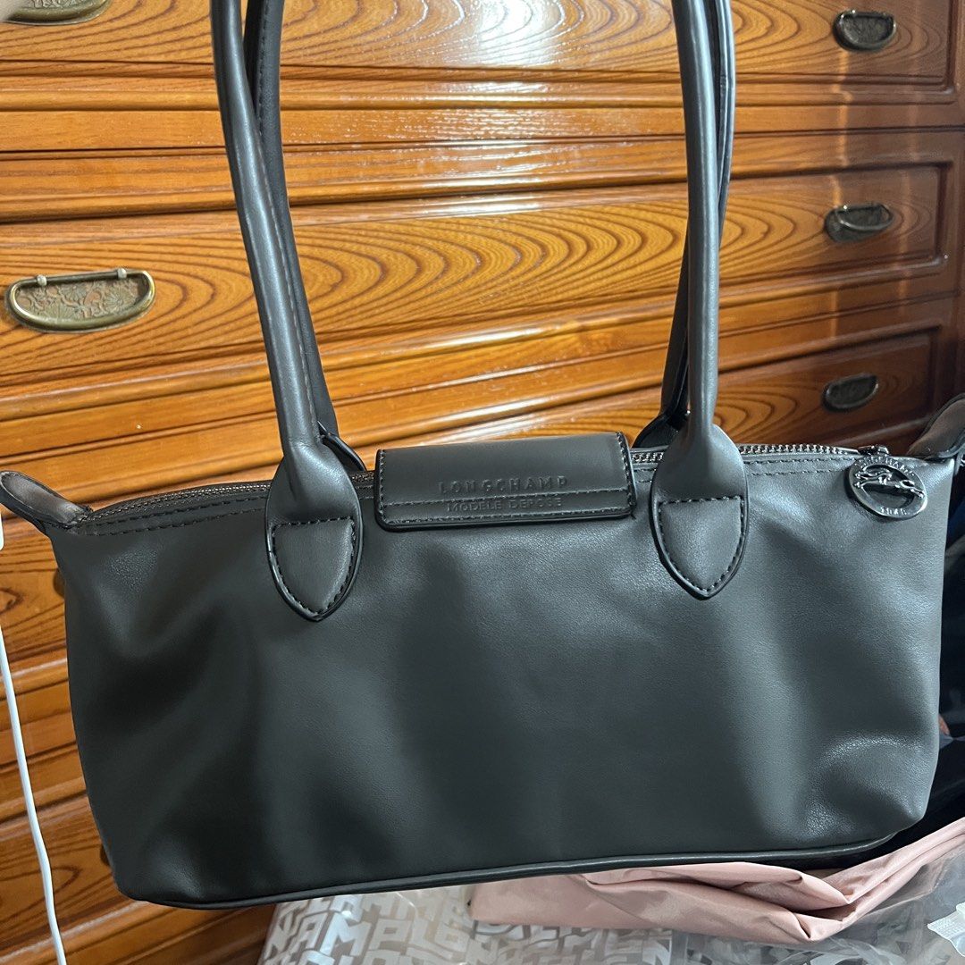 Like new LC Xtra S Shoulder Bag Black (Category: Shoulder Bags) located in Binangonan. Submitted by messymeshyshop (Listing ID 1469899378, Image 2). Description: Like New LC Xtra S Shoulder Bag Black Loc: Binangonan, Rizal Mop: GCash Shipping: FREE shipping via SPX.