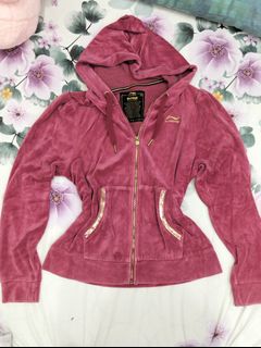 (Category: ) located in . Submitted by nanalovedthrifts (Listing ID 1469898238, Image 1). Description: .