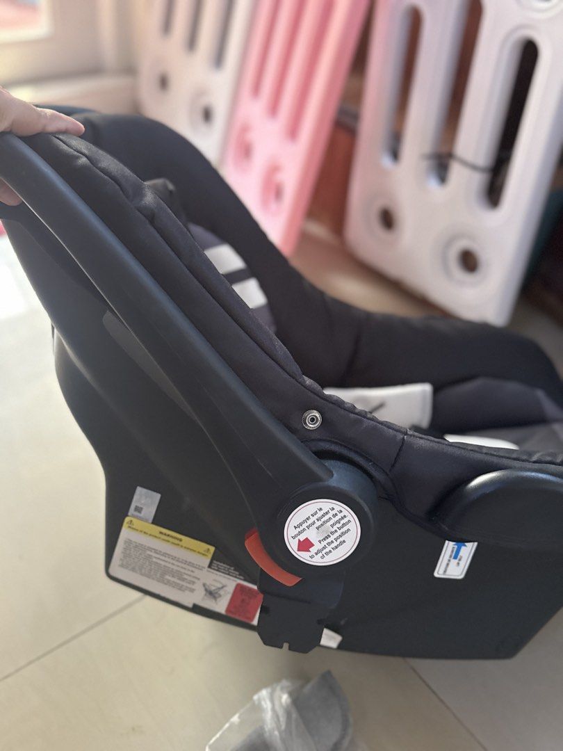 Looping Stroller and Car Seat Combo Black Grey (Category: Strollers) located in San Fernando. Submitted by richeloy (Listing ID 1469767717, Image 2). Description: - Complete Looping stroller system in stylish black and grey - Includes matching infant car seat with striped head support insert and foot cover - Adjustable handle with convenient push buttons on both sides - Safe and secure harness system featuring comfortable padded straps - Spacious