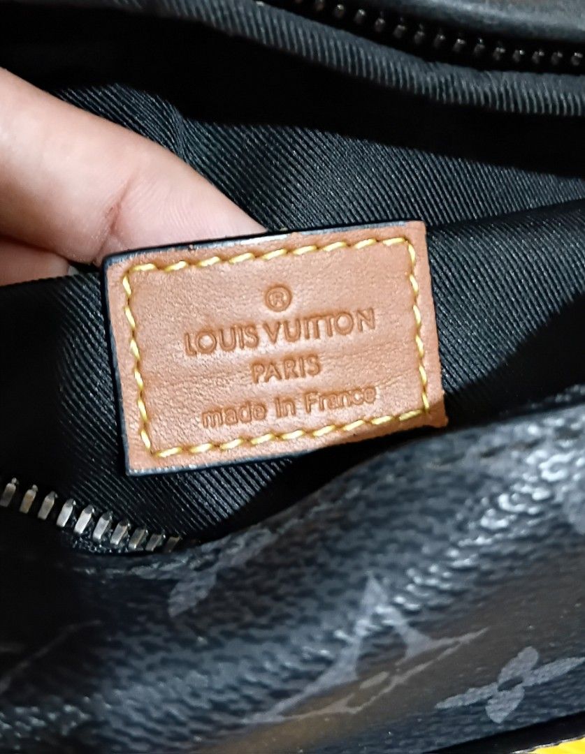 LOUIS VUITTON (Category: Belt bags, Clutches and Pouches) located in Legazpi City. Submitted by nashaiza (Listing ID 1469811157, Image 2). Description: BELT BAG/BODY BAG made in France coded lv engraved hardware Japan source *authenticity not guarantee *no return/exchange policy MOP: GCash Courier: J&T Express.