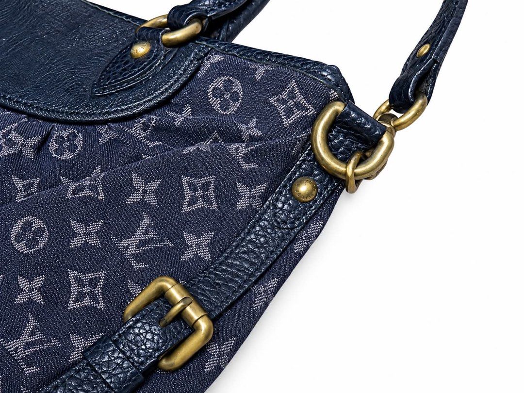 Louis Vuitton Black Denim Monogram Top/Hand Bag (Category: Luxury Bags & Wallets) located in Taguig. Submitted by luxecachevibe (Listing ID 1469933061, Image 3). Description: Good as new No issue .