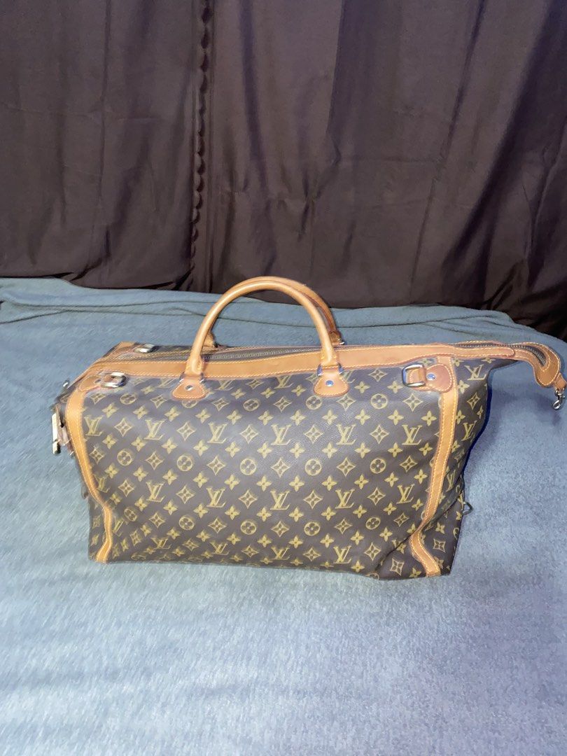 Louis Vuitton Speedy Duffle Bag (Category: Briefcases) located in Cebu City. Submitted by arcane_thrift (Listing ID 1463996554, Image 2). Description: .