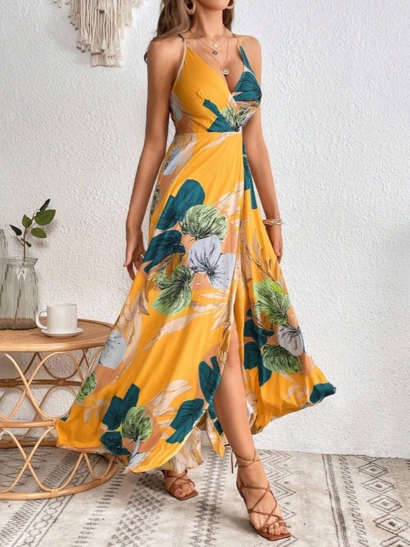 Lovito V neck backless wrap maxi dress (Category: Dresses) located in Alicia. Submitted by glambercena (Listing ID 1469820373, Image 2). Description: size medium, garterized waist. Cotton fab..