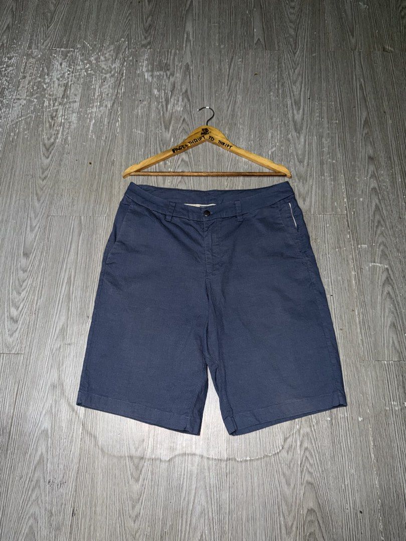 LULULEMON SHORT (Category: Shorts) located in Manila. Submitted by triptothrift7 (Listing ID 1469794291, Image 2). Description: pm me for fast transaction! LULULEMON SHORT for only 999 dot size 33 on tag waistline 33 x 34 length 22 no issue excellent condition color rate 9/10 mode of payment gcash or bank transfer location Biñan laguna.